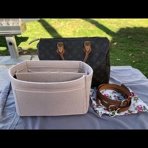 Authentic Vintage Louis Vuitton speedy 30